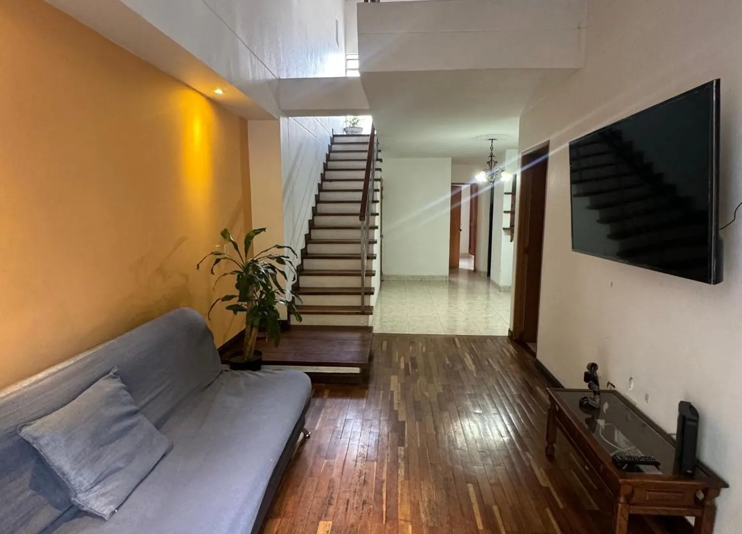 Holiday home Casa Entera-Cerca A Mall La Central Y Estacion De Tranvia Medellin