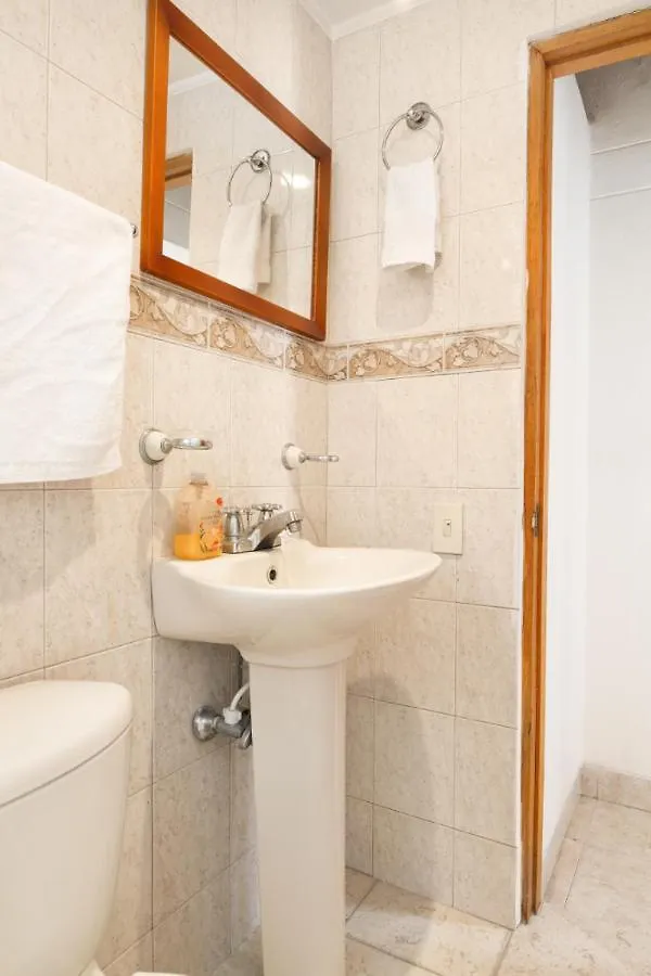 Holiday home Casa Entera-Cerca A Mall La Central Y Estacion De Tranvia Medellin Colombia