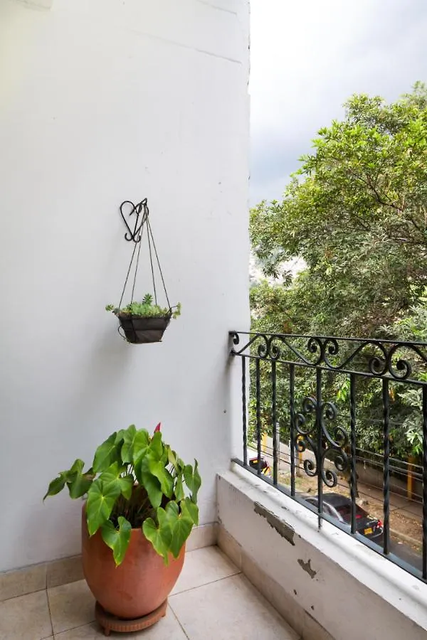 Casa Entera-Cerca A Mall La Central Y Estacion De Tranvia Μεντεγίν